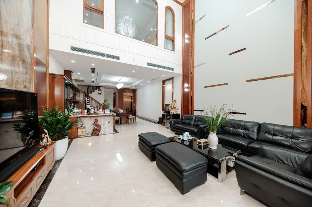 BÁN NHÀ BỒ ĐỀ - LONG BIÊN - VIEW HỒ - Ô TÔ - THANG MÁY - 100M2 35,5 TỶ